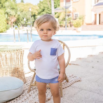 Boxer de bañador para niño con cuadros tonos azules de la firma Dolce Petit.